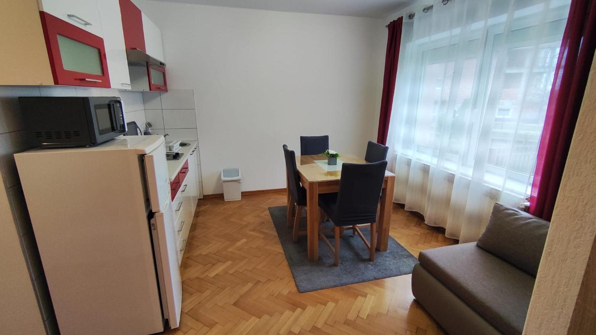 House Bogovic Apartment Карловац Екстериор снимка
